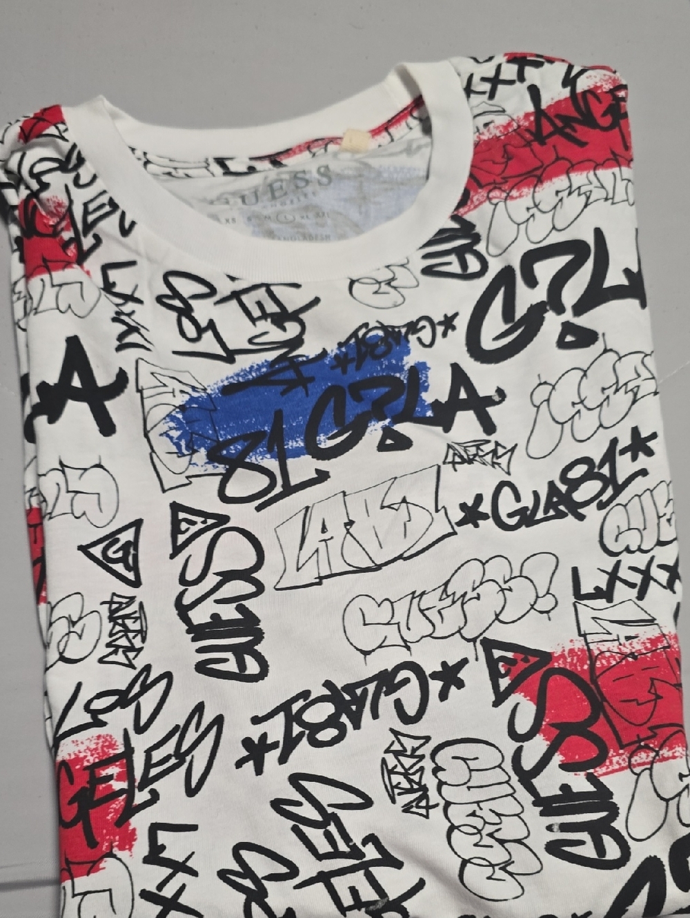 Guess White Short-Sleeve Tee with Red & Blue Graffiti Print